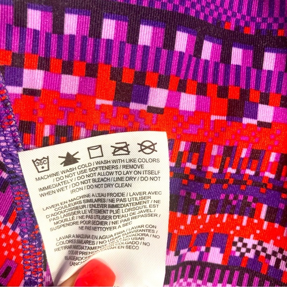 Nike Women's Dri-Fit Pro Warm 8 Bit 1/2 Zip Training Shirt Size Small - Picture 10 of 13